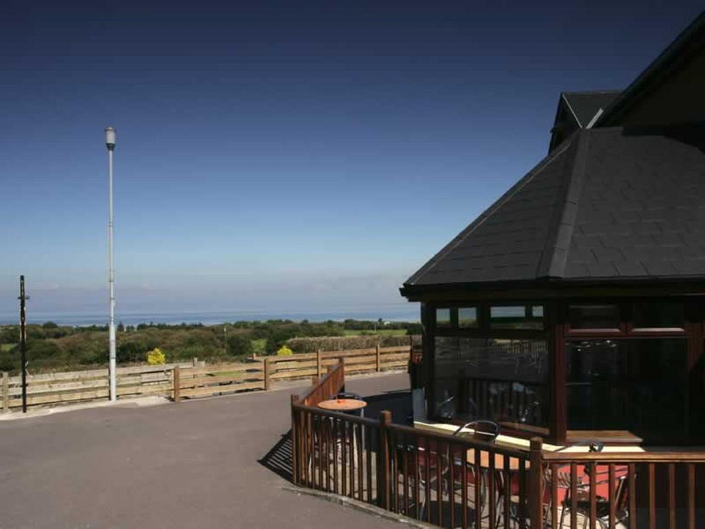 Tralee Bay Holiday Village Каслгрегори Номер фото