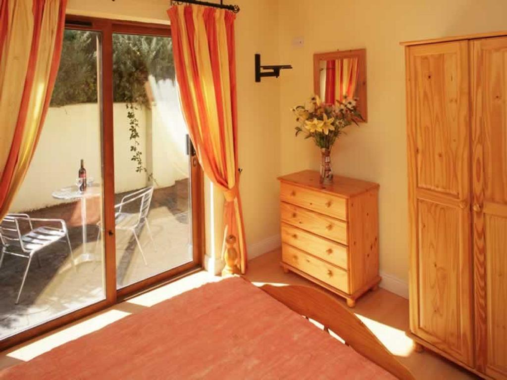 Tralee Bay Holiday Village Каслгрегори Номер фото