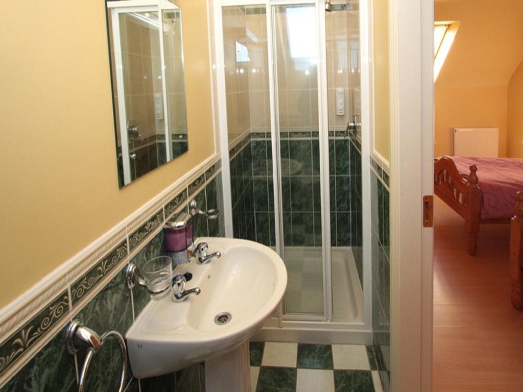 Tralee Bay Holiday Village Каслгрегори Номер фото